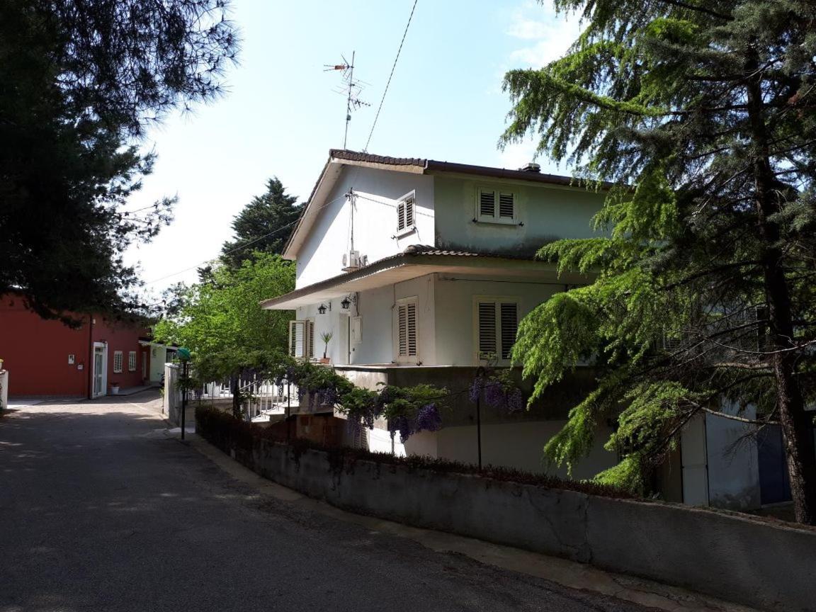 B&B Casa di Laura Benevento Bagian luar foto
